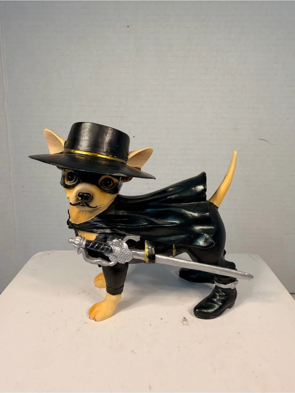 Westland Giftware Aye Chihuahua 'Chirro' Zorro Inspired Dog Figurine